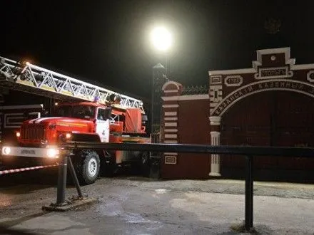 При пожежі на пороховому заводі в Росії загинула людина