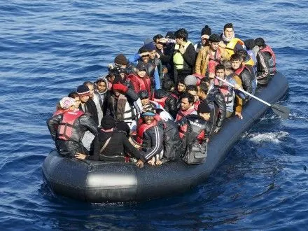 Пятеро мигрантов из Африки утонули в Средиземном море