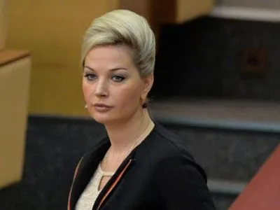 Вдова Д.Вороненкова не збирається висувати версій щодо вбивства чоловіка