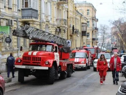 Четырехэтажка горела в центре Киева