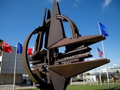 НАТО планує виділити 3 млрд євро на кіберзахист та супутники