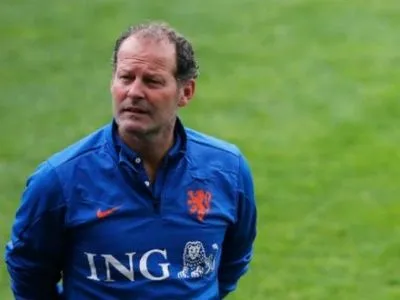 Тренера збірної Нідерландів Д.Блінда відправили у відставку