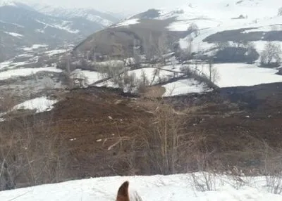 Шесть человек погибли в результате схода оползня в Кыргызстане