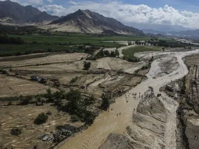 Кількість жертв повеней в Перу сягнула 90 осіб