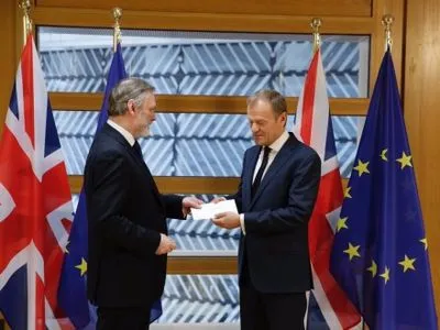 Д.Туск получил от Британии официальное письмо о Brexit