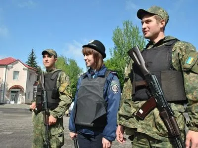 МВД усилило безопасность дипломатических представительств в Украине