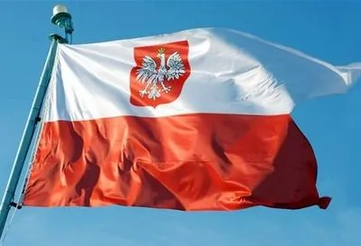 Прокуратура в Польше остановила расследование о сожжении флага Украины