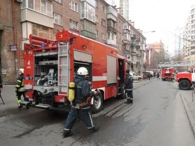 Многоэтажка горела в Шевченковском районе столицы
