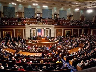 Сенат США призвал к сохранению санкций против РФ