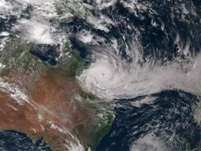 НАСА показало вигляд циклону "Деббі" з космосу