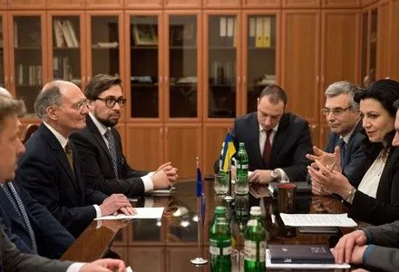И.Климпуш-Цинцадзе провела встречу с делегацией штаб-квартиры НАТО