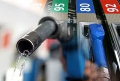 Розничная продажа бензина в Киеве в феврале снизилась на 12,6%