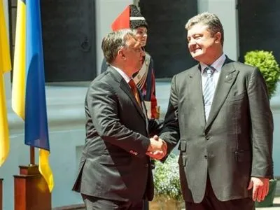 П.Порошенко запросив прем'єра Угорщини до України