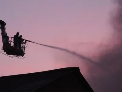 Киевские пожарные ликвидировали пожар неподалеку Петровки