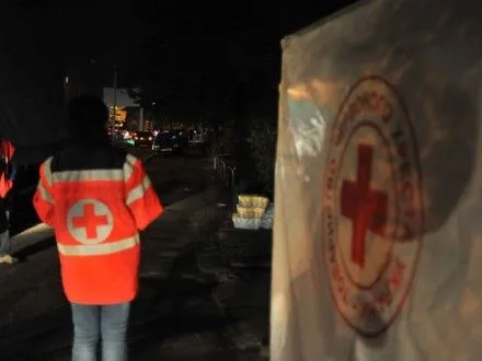 Більше 120 т гумвантажу від "Червоного Хреста" переправили на окупований Донбас