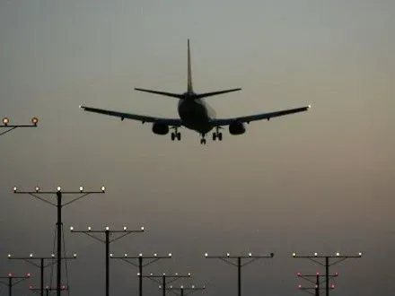 Через угрозу терактов в аэропортах Великобритании усилены меры безопасности