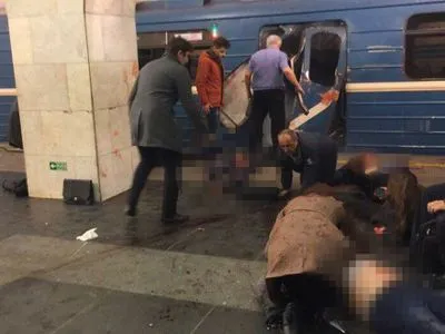 Вибух у метро Санкт-Петербурга: постраждало близько 50 осіб
