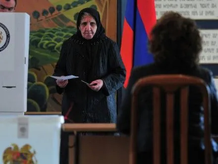 На парламентських виборах у Вірменії перемогла партія президента