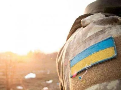 Троє українських військових поранені за день в зоні АТО