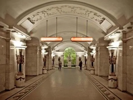Петербургское метро возобновило работу после взрыва