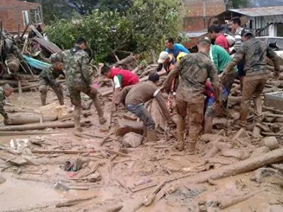 В Колумбии селевые потоки привели к гибели 270 человек