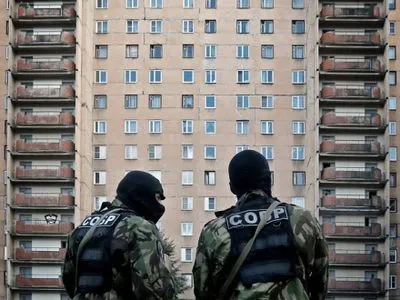 В жилом доме в Санкт-Петербурге обезвредили взрывное устройство