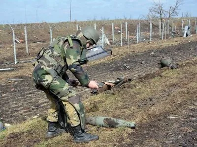 М.Чечоткін: територія навколо Балаклії буде очищена від снарядів до 18 травня