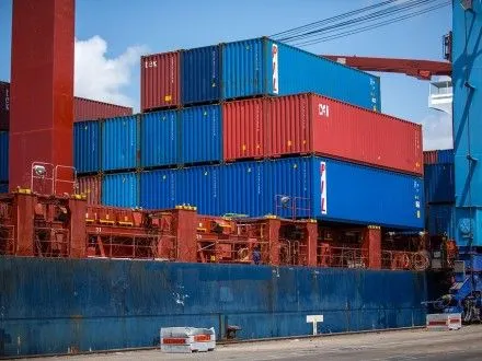 Водії на Одещині обікрали портові контейнери на мільйон гривень