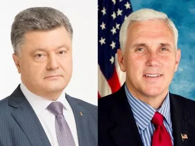П.Порошенко повідомив віце-президенту США про погіршення ситуації на Донбасі