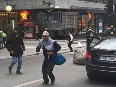 Стрілянина сталася неподалік від місця наїзду авто на людей у Стокгольмі - ЗМІ