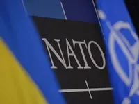 П.Порошенко утвердил программу сотрудничества с НАТО на 2017 год