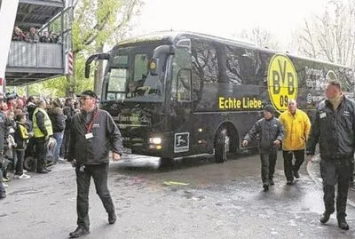 Взрыв прогремел у клубного автобуса "Боруссии" перед матчем Лиги чемпионов