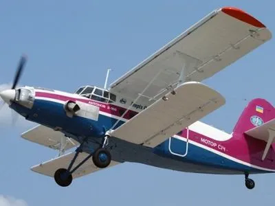 Літак Ан-2-100 встановив рекорд, піднявши на висоту більше 3 тонн вантажу