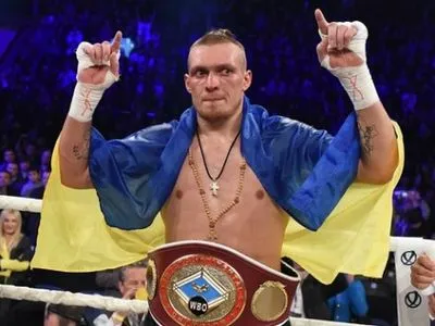Сегодня боксер О.Усик вернется в Украину после победы в США
