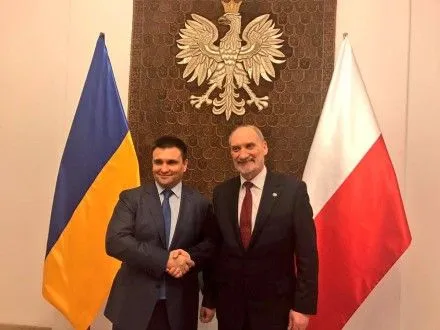 П.Клімкін у Варшаві зустрівся із міністром оборони Польщі