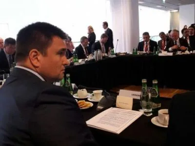 П.Климкин в Варшаве отметил недопустимость реализации проекта "Северный поток-2"