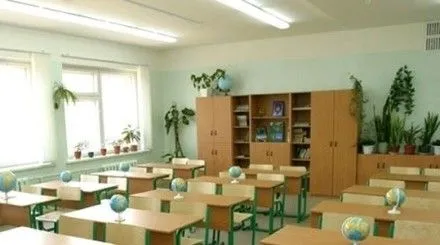 Херсонскую школу, в которой отравились дети, закроют на санитарную обработку