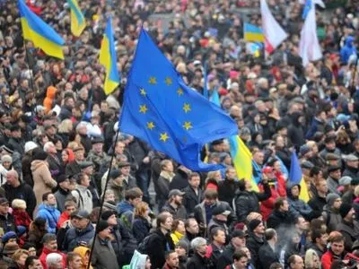 Рада разрешила иностранцам-участникам Евромайдана присваивать звание Героя Украины