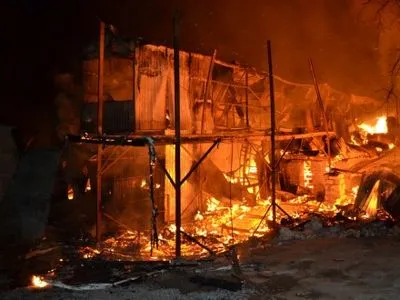 Дачные дома горели на причале в Одессе