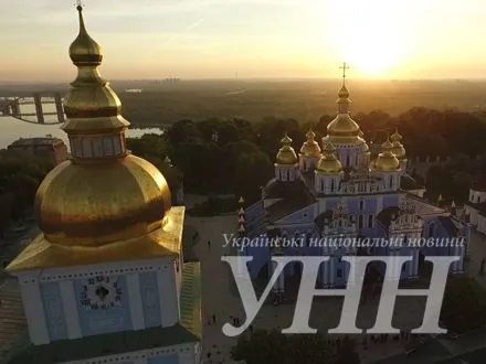 Київ, храми і крашанки, або Великодній сюрприз від УНН