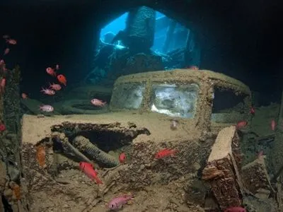 Екскурсії до затонулого “Титаніка” почнуть проводити наступного року