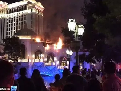 В Лас-Вегасе загорелся один из крупнейших в мире отелей-казино