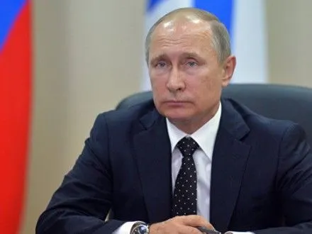 У минулому році В.Путін заробив майже 9 млн руб - декларація