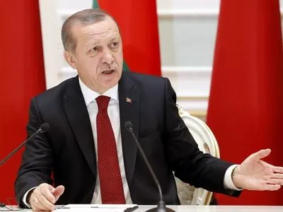 На референдумі в Туреччині перемогли прихильники зміни конституції