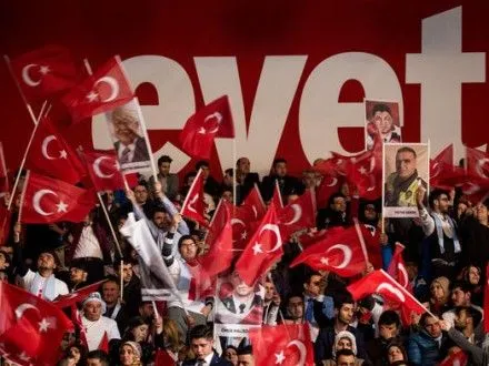 Р.Ердоган заявив про перемогу на референдумі щодо зміни конституції