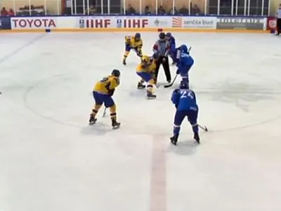 Юніорська збірна України стартувала з перемоги на чемпіонаті світу з хокею