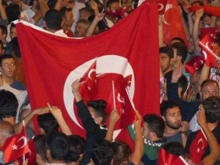 Референдум по конституционной реформе начался в Турции