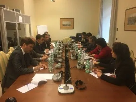С.Полторак зустрівся з президентом парламентської асамблеї НАТО