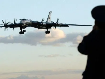 Два російських бомбардувальники знову пролетіли біля Аляски
