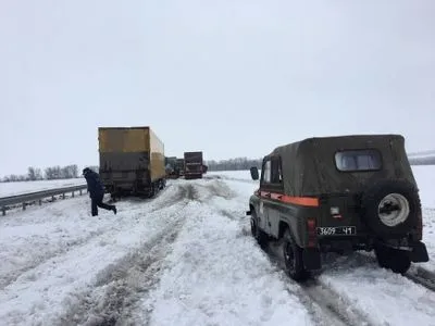 Движение в Днепропетровской области затруднено из-за непогоды